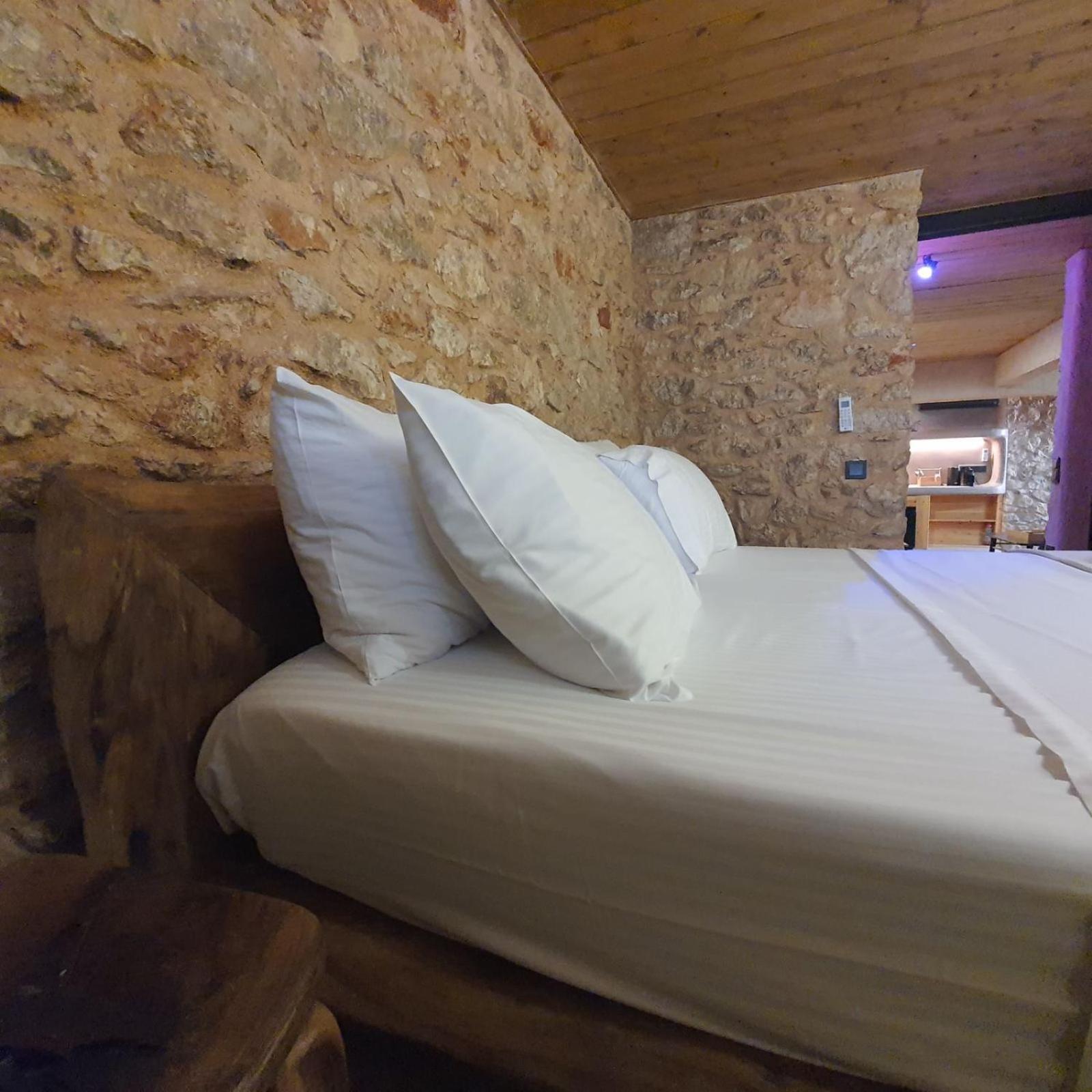 Sea View Garden Suites Pireus Eksteriør bilde