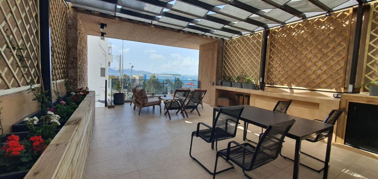 Sea View Garden Suites Pireus Eksteriør bilde