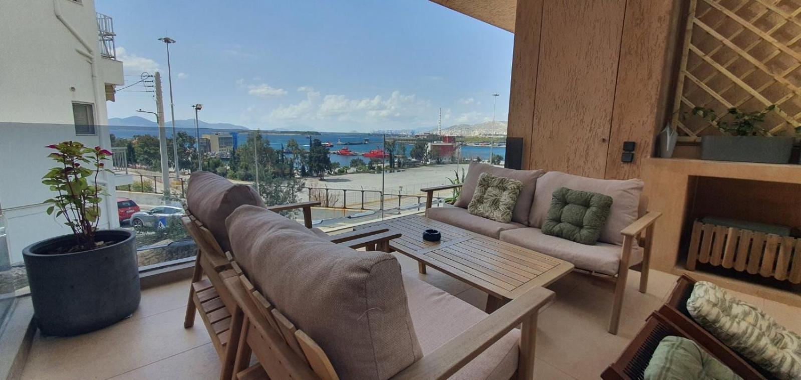 Sea View Garden Suites Pireus Eksteriør bilde
