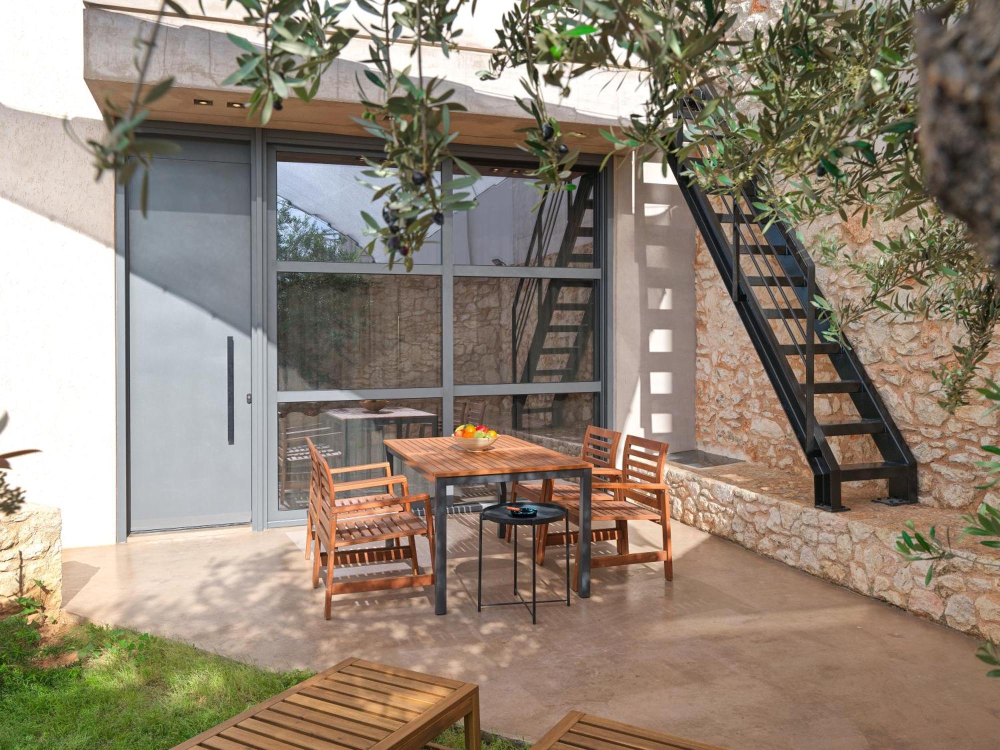 Sea View Garden Suites Pireus Eksteriør bilde